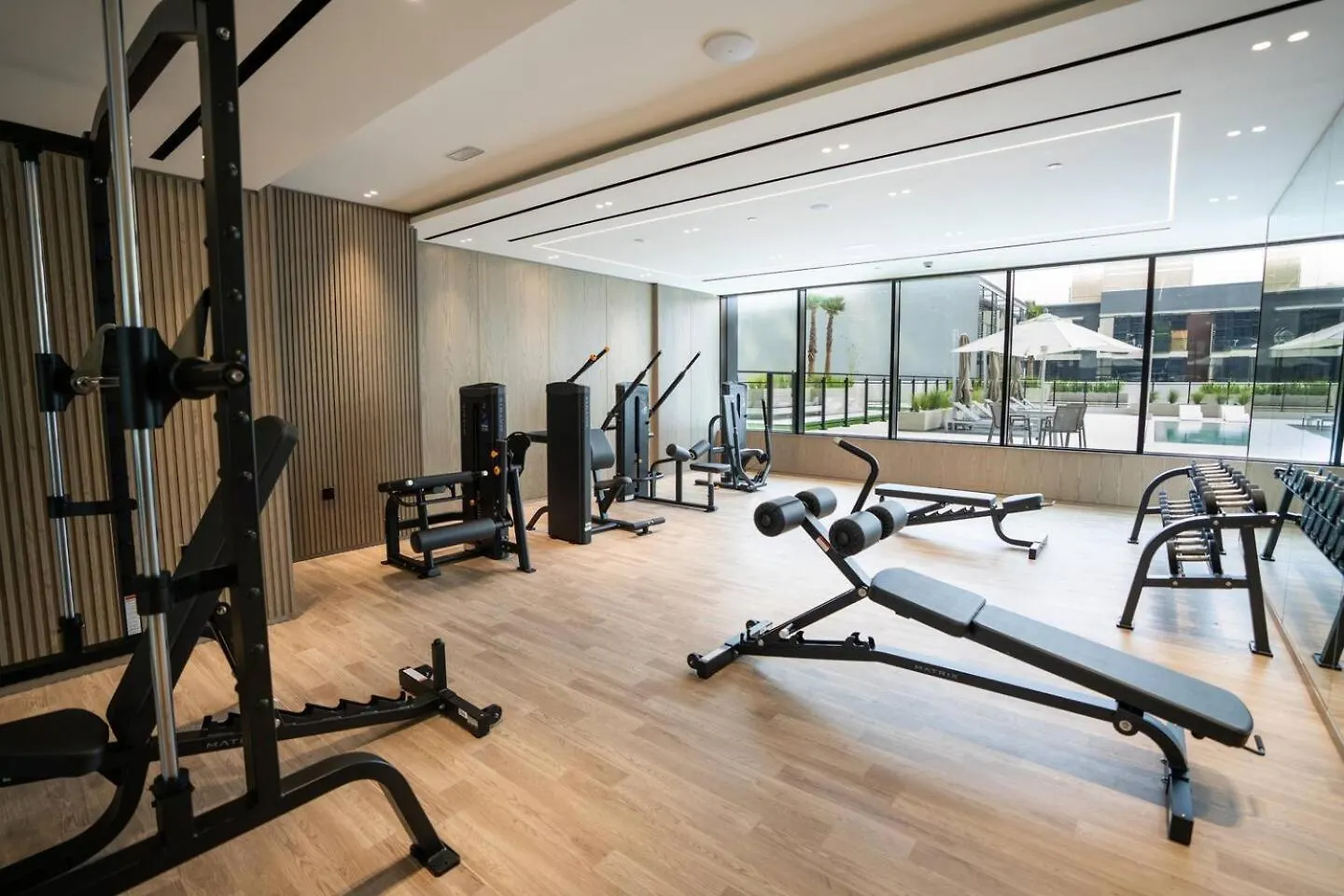 Modern 1Br In Jvc Balcony, Pool & Parking Apartment Dubai