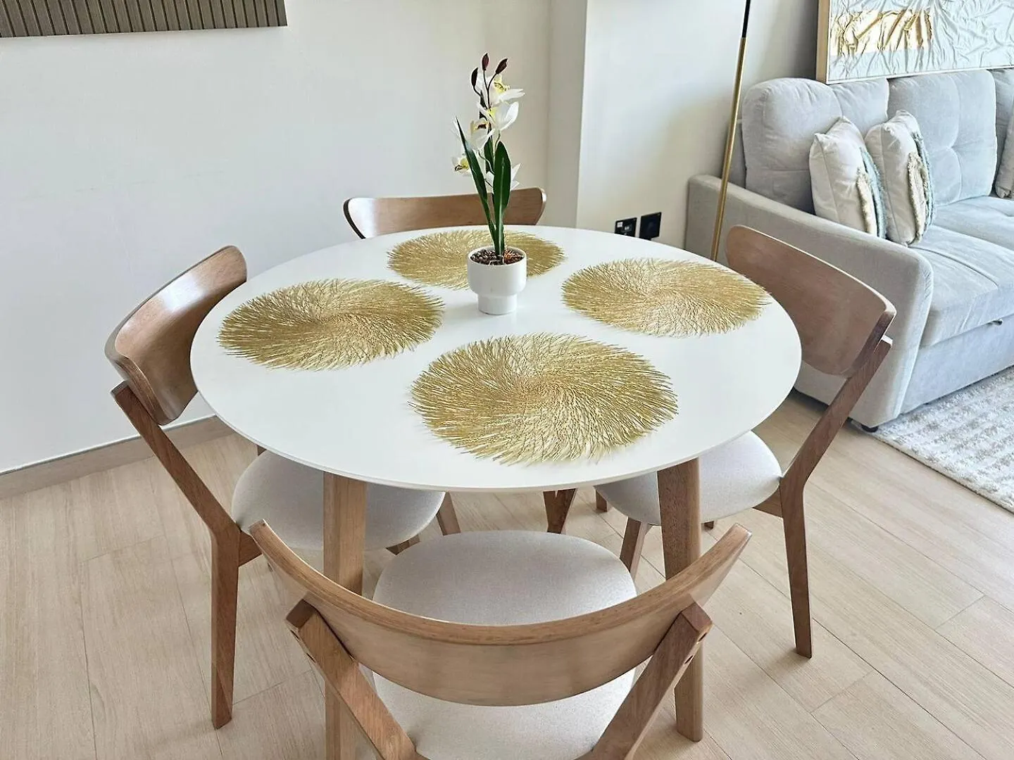 Modern 1Br In Jvc Balcony, Pool & Parking Apartment Dubai